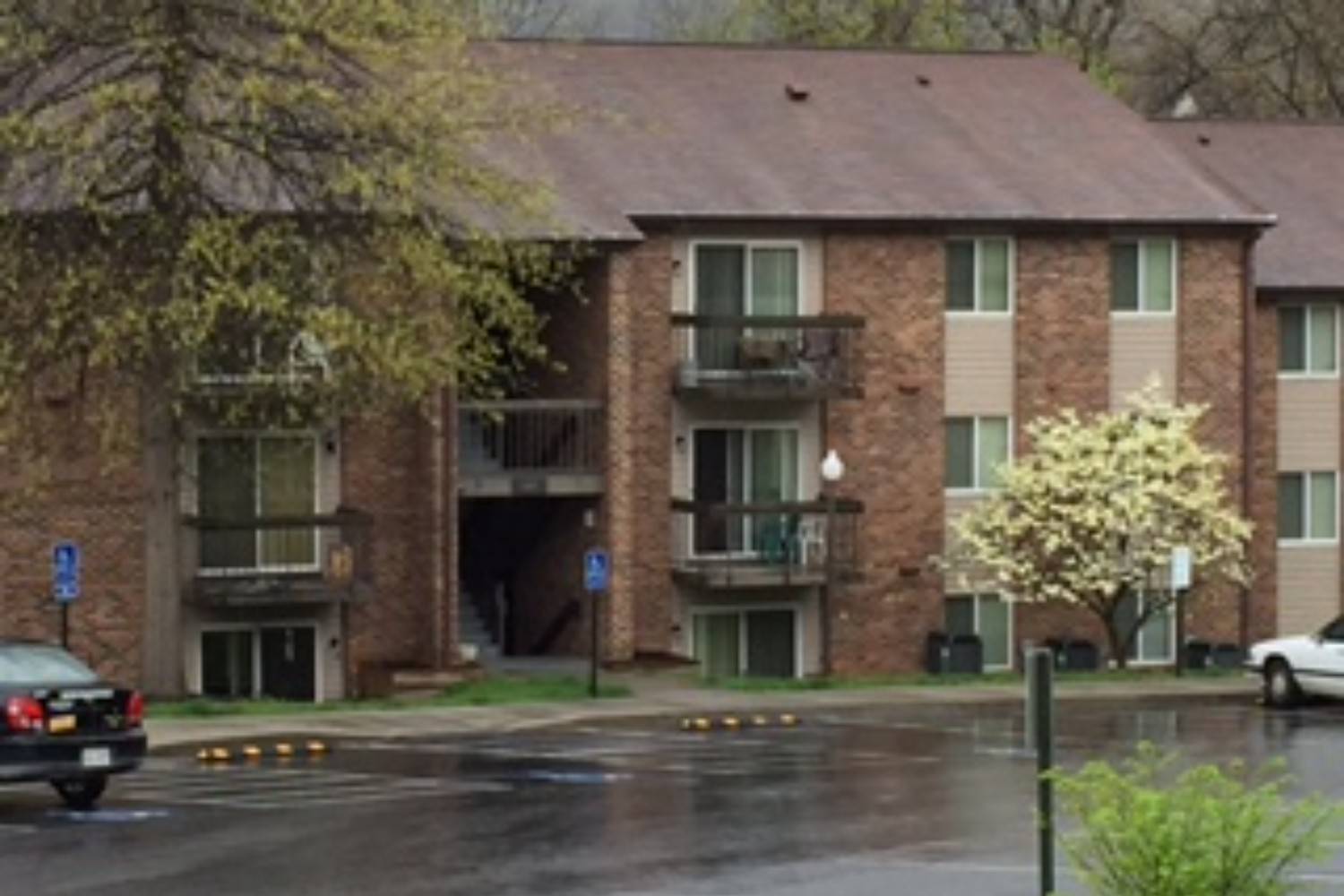 Gateway Village
