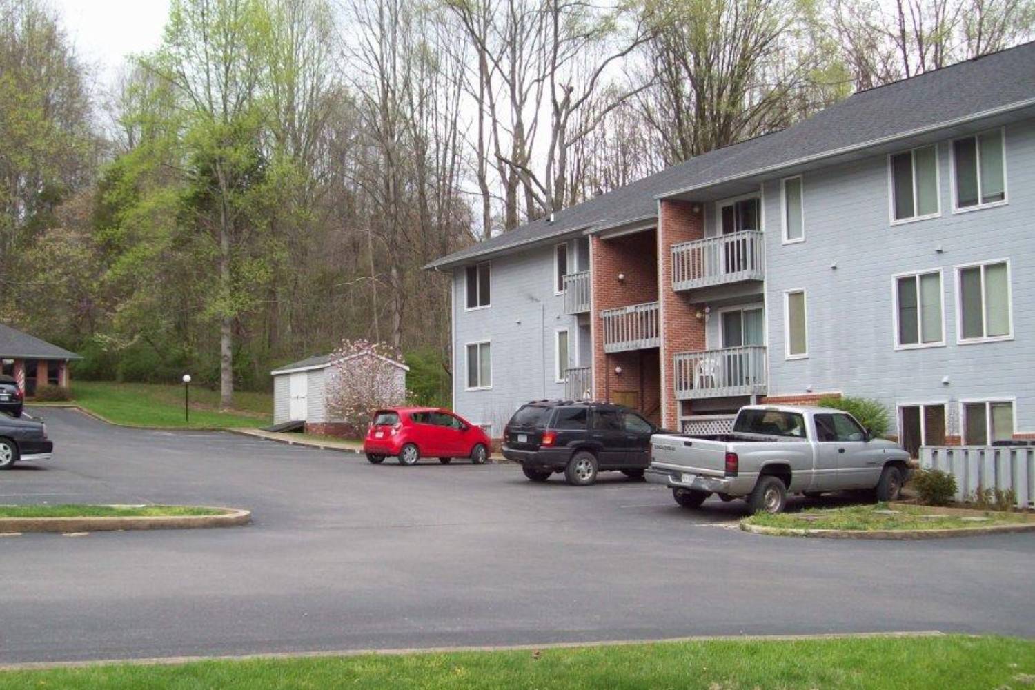 Stonegate Apartments